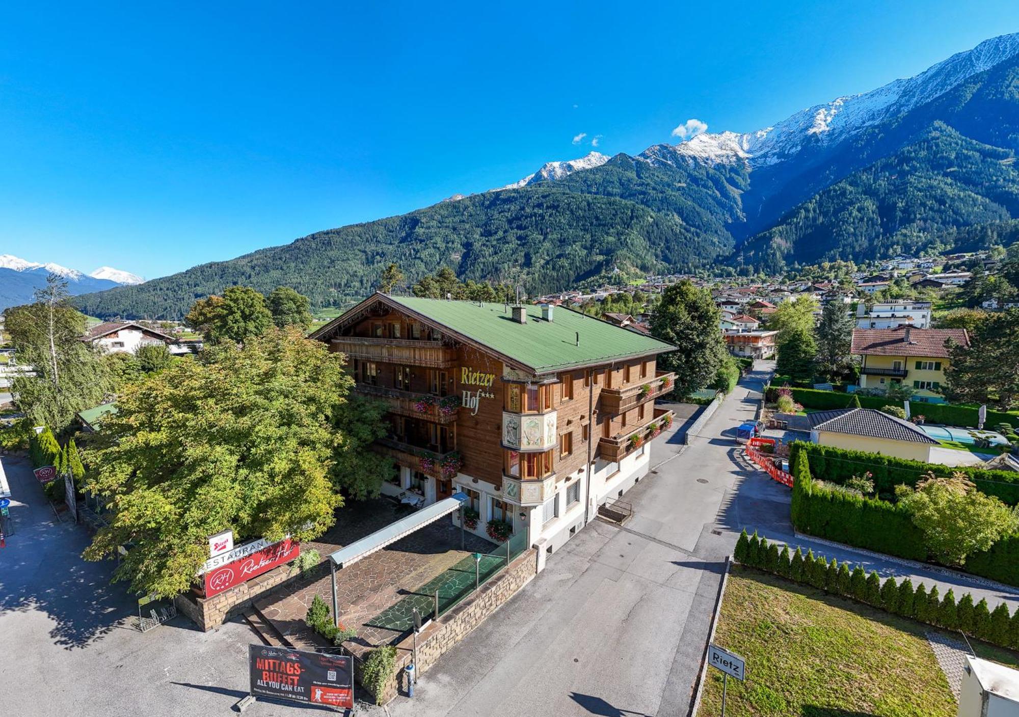 Hotel Rietzer Hof ภายนอก รูปภาพ