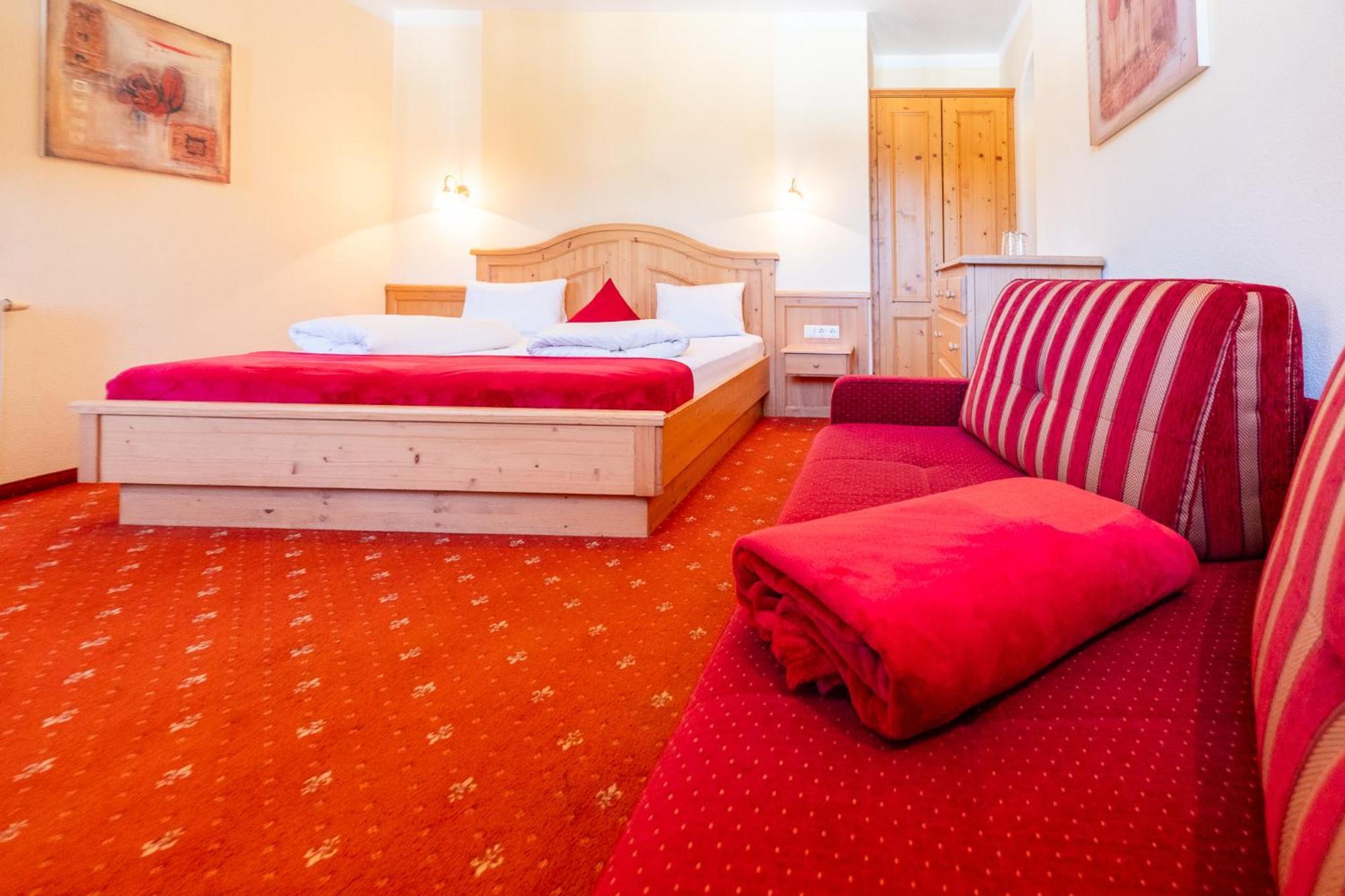 Hotel Rietzer Hof ภายนอก รูปภาพ