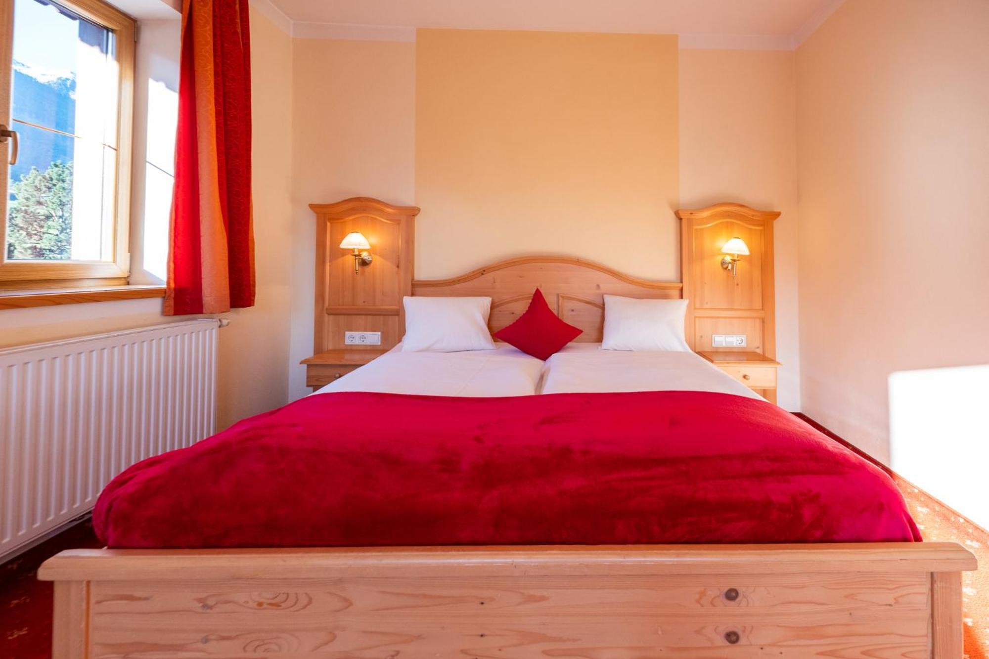 Hotel Rietzer Hof ภายนอก รูปภาพ