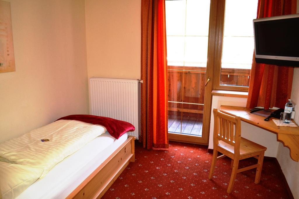Hotel Rietzer Hof ภายนอก รูปภาพ